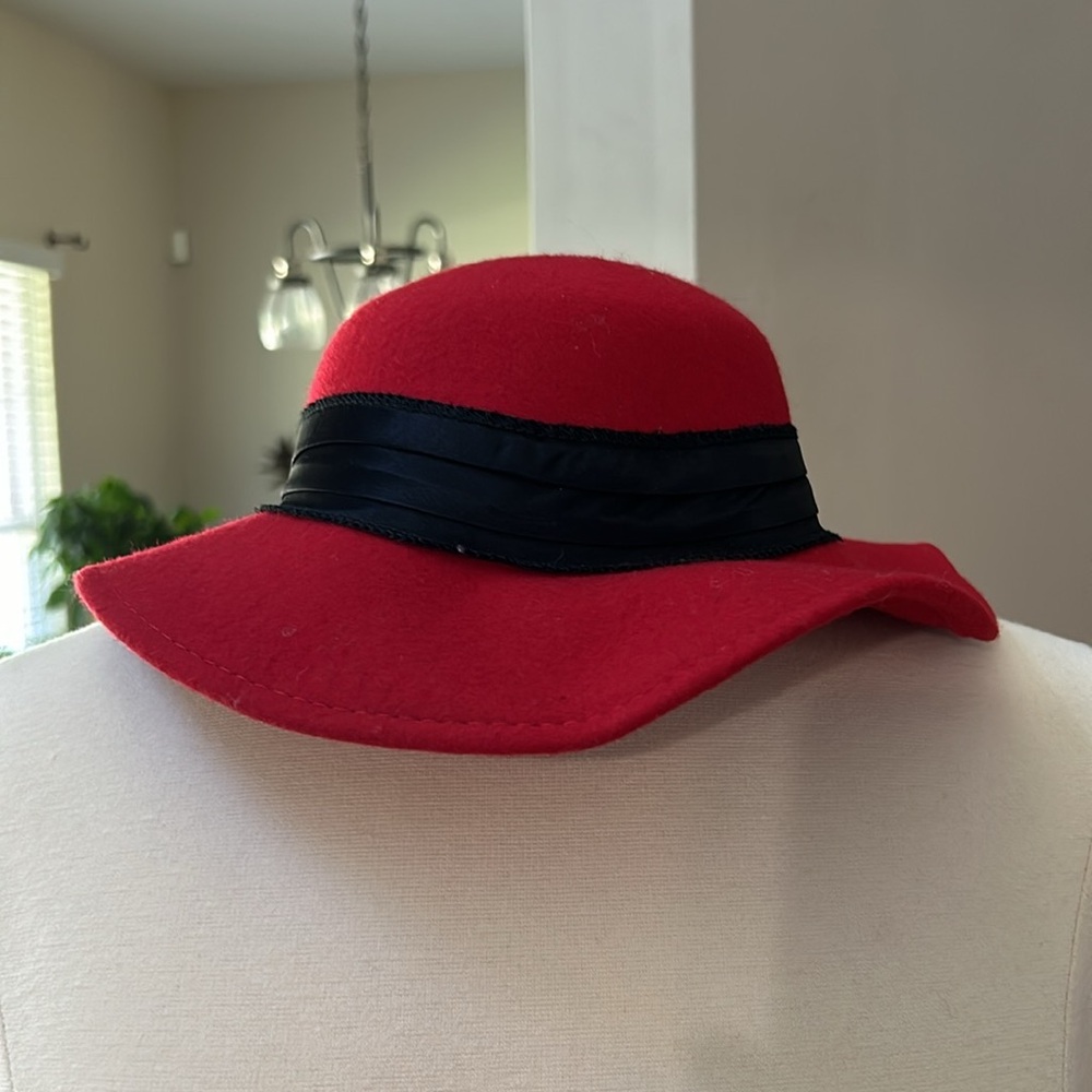 Vintage Red 100% Wool Wide Brim Hat with Black Satin Bow – One Size - Picture 4 of 6